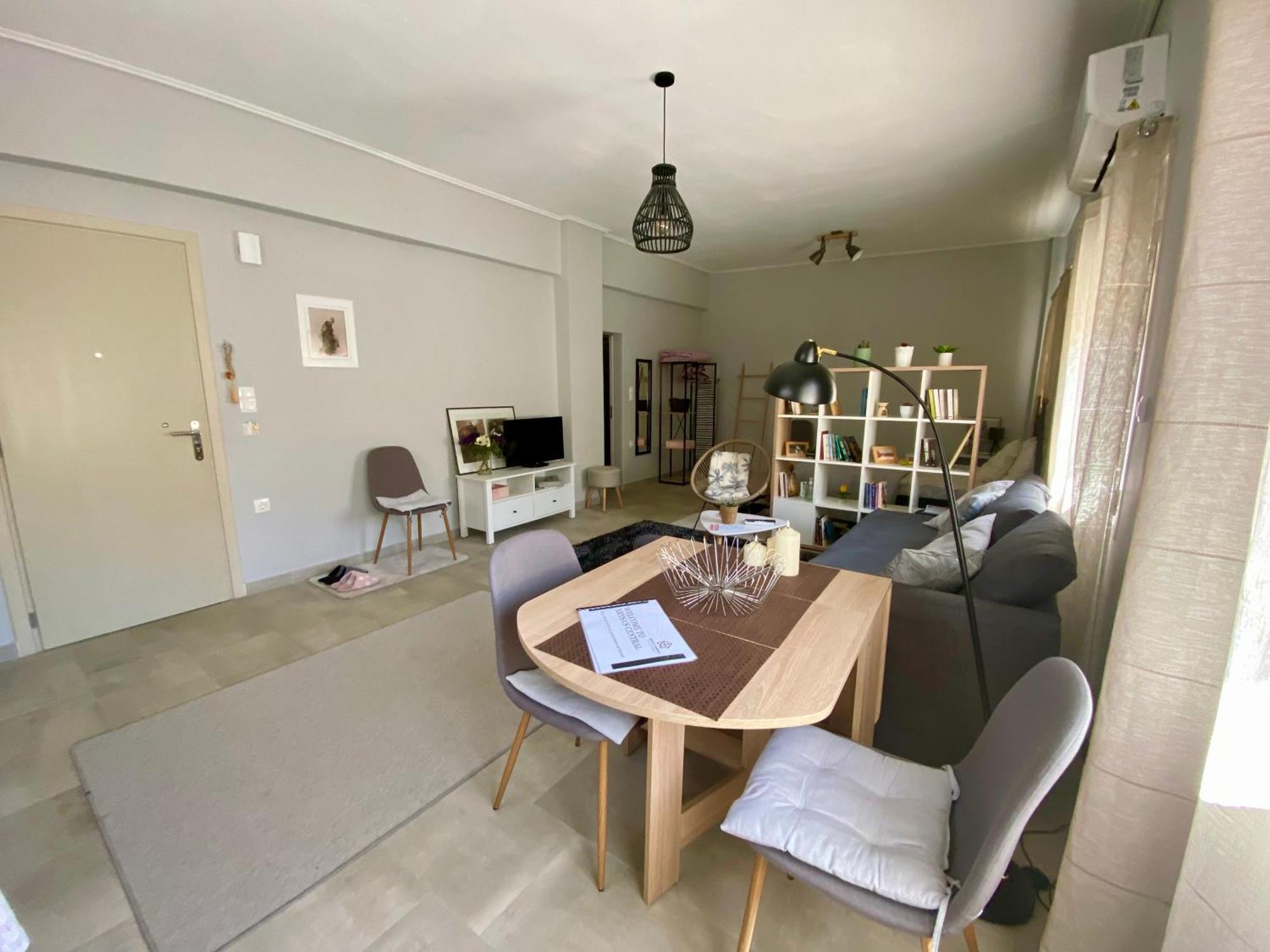 Xrysa'S Central City Apartment Missolonghi Bagian luar foto