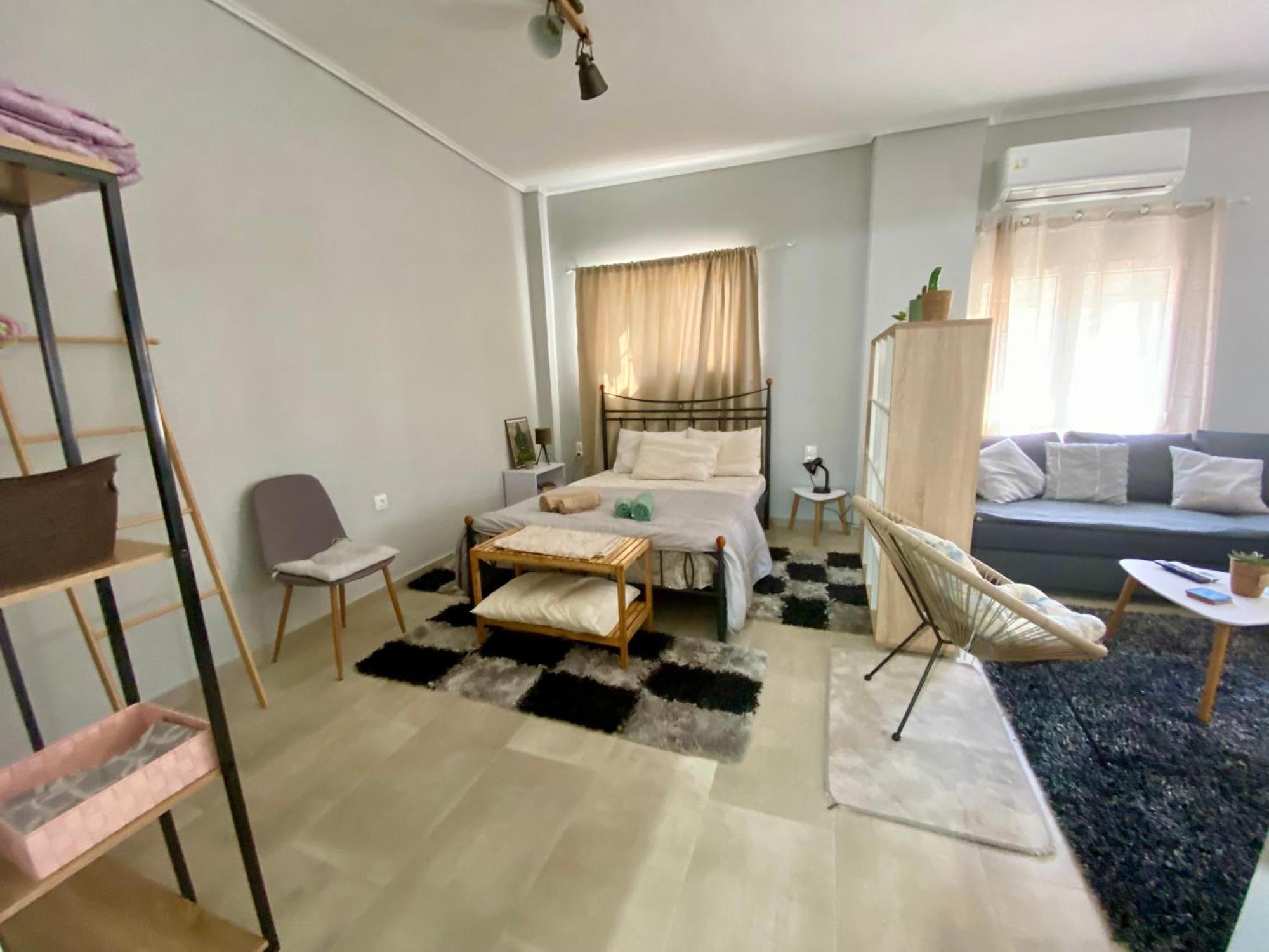 Xrysa'S Central City Apartment Missolonghi Bagian luar foto