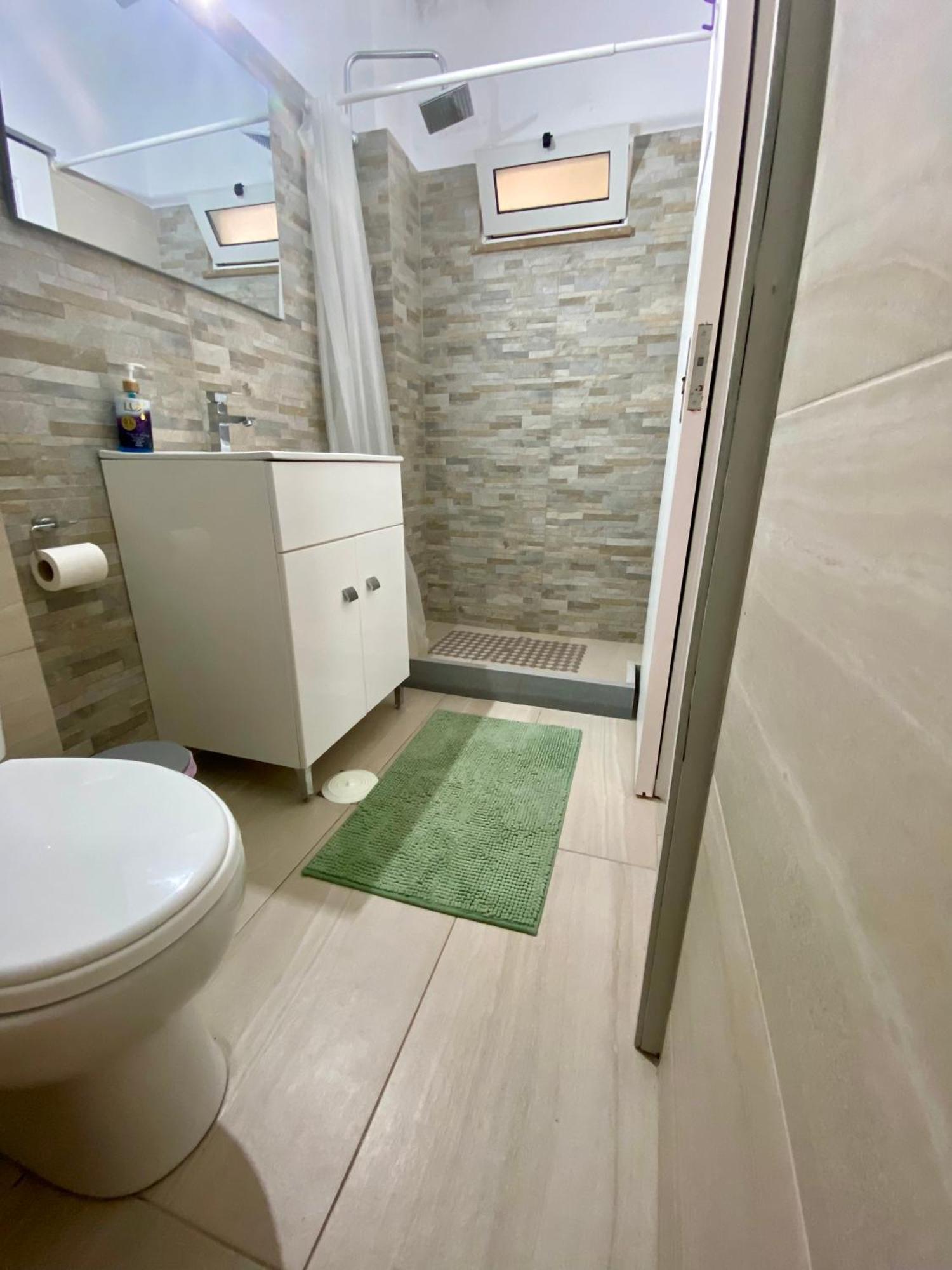 Xrysa'S Central City Apartment Missolonghi Bagian luar foto